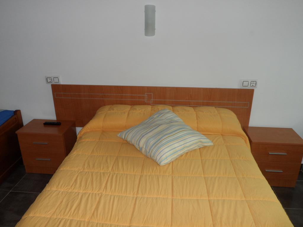 Hostal Via Del Caminante Madrigalejo Eksteriør bilde