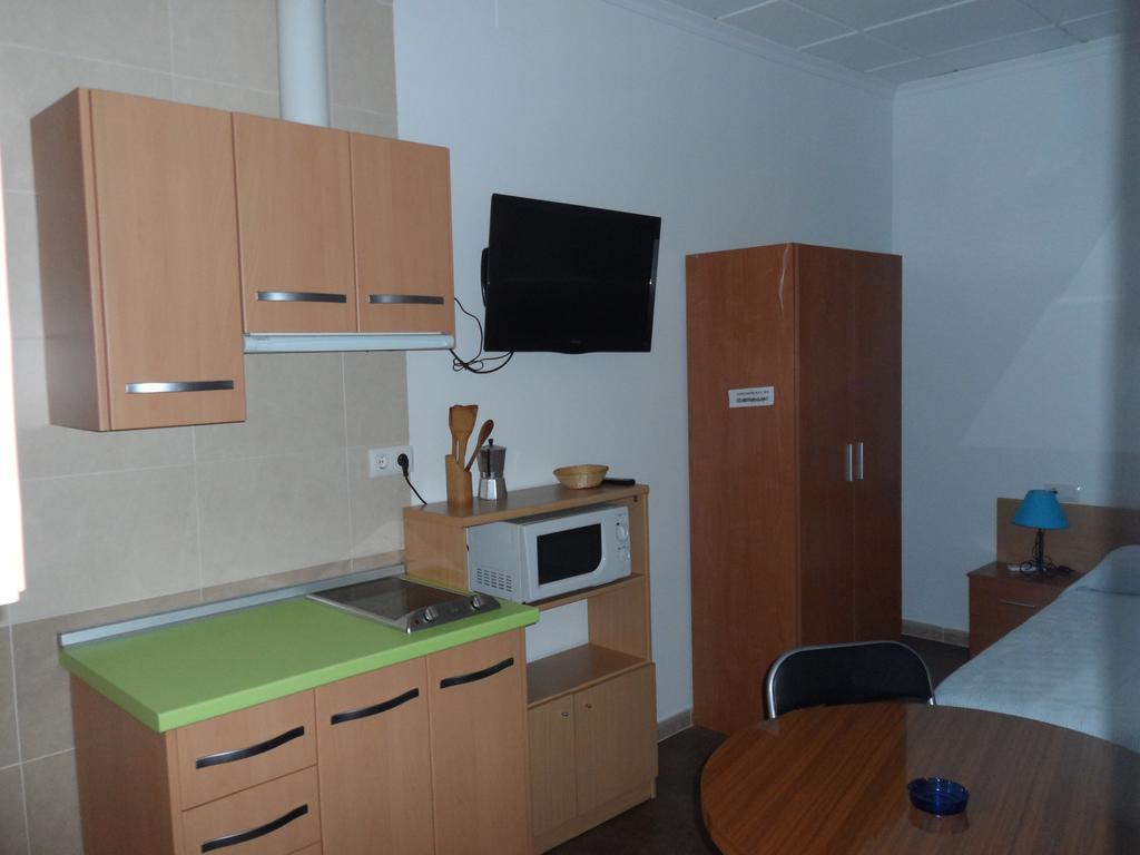 Hostal Via Del Caminante Madrigalejo Eksteriør bilde