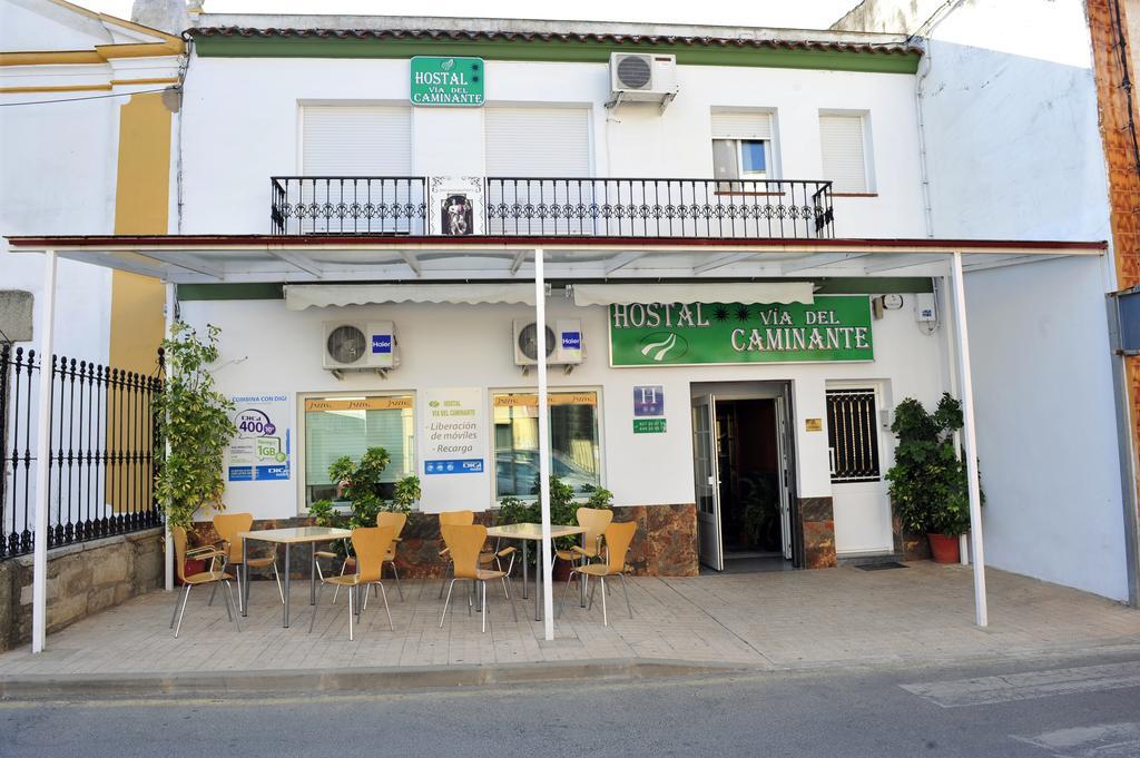 Hostal Via Del Caminante Madrigalejo Eksteriør bilde